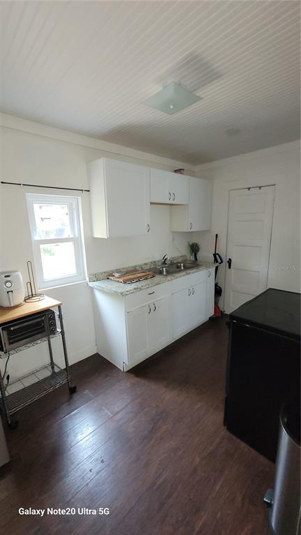 Building Photo - 4705 N Taliaferro Ave