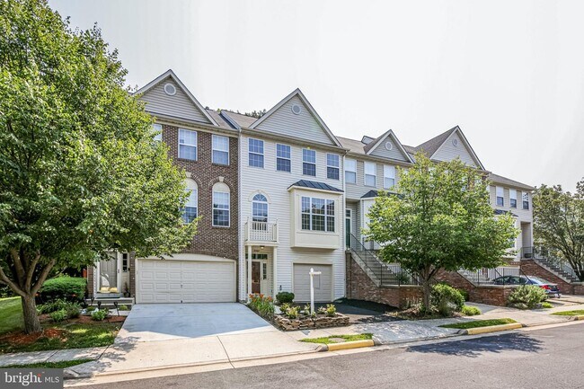 Foto del edificio - 7707 Sullivan Cir