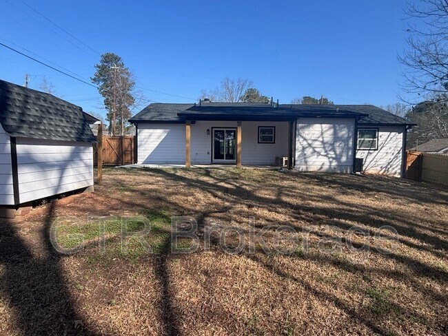 Building Photo - 307 Cheryl Ct