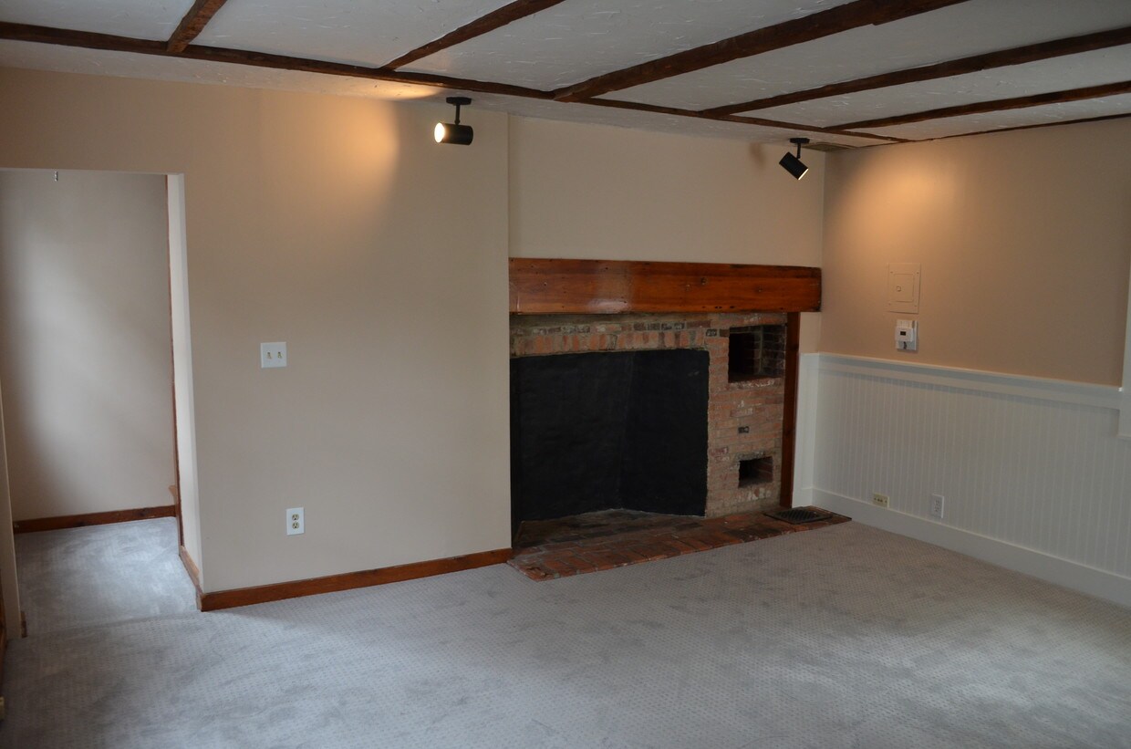 Primary Photo - 179 Union St
