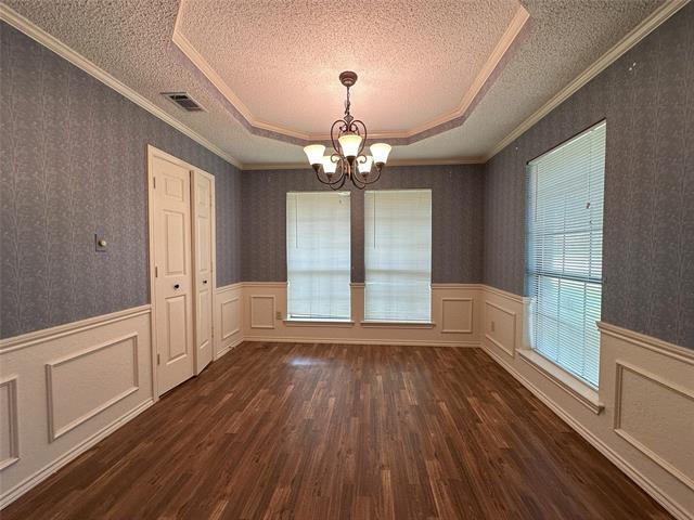 Foto del edificio - 132 Meadowglen Cir