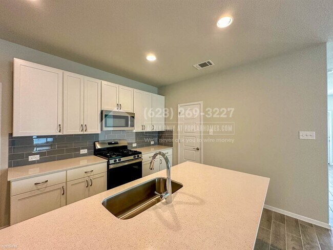 Foto del edificio - 3 br, 2 bath House - 140 Keltic Dr -