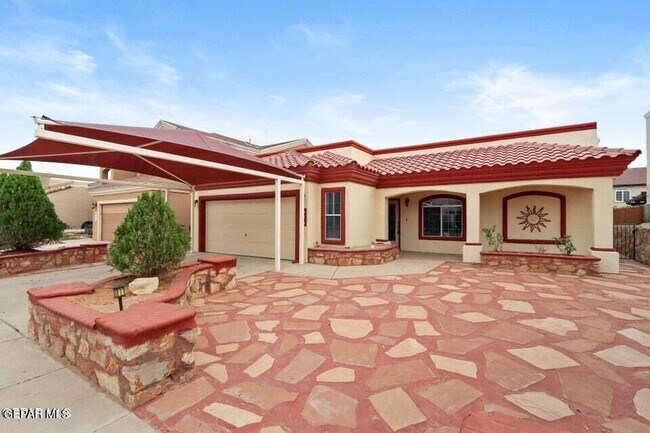 Building Photo - 656 Paseo Sereno Dr