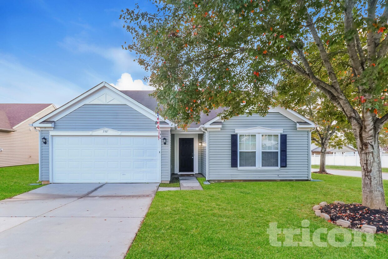 Primary Photo - 3367 Pikes Peak Dr