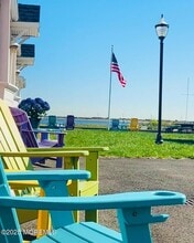 Building Photo - 54 5th St