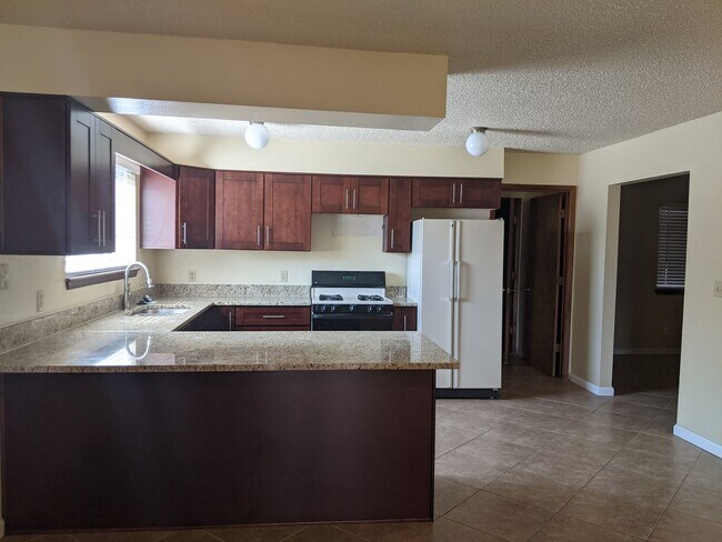 Foto del edificio - 3409 Mission Arch Dr