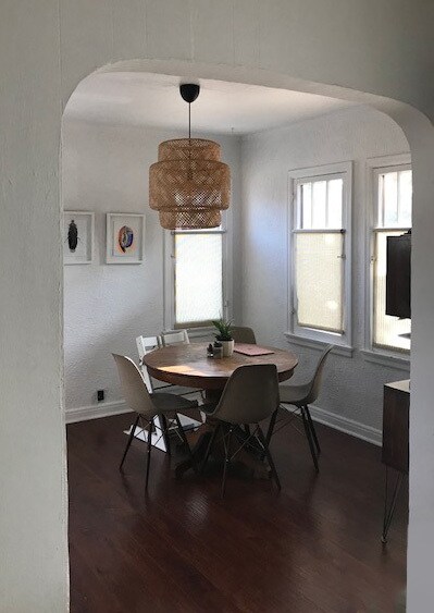 Comedor - 4962 N Maywood Ave