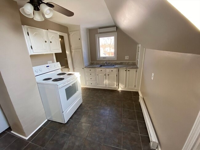 Building Photo - 50 Alden St