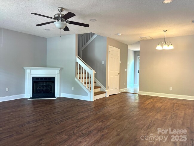Building Photo - 17053 Turning Stick Ct