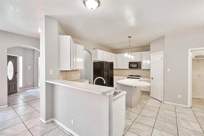 Foto del edificio - 13714 Hillingdale Ln