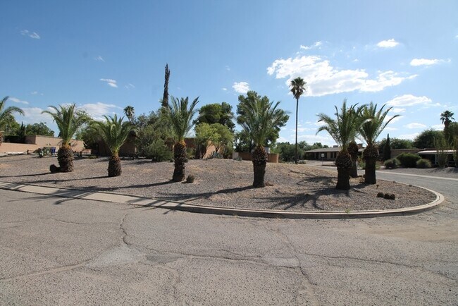 Foto del edificio - 8360 E Wrightstown Rd