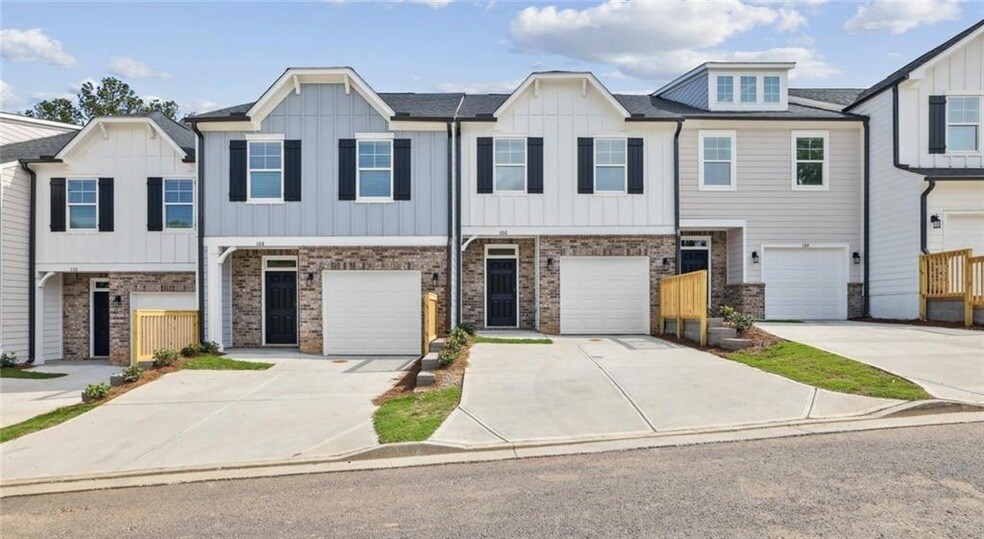 Foto principal - 102 Fairlie Pkwy
