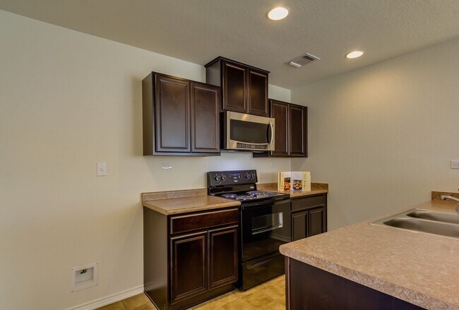 Foto del edificio - Beautiful 1 Story Home!