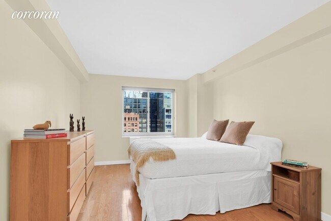 Foto del edificio - 546 W 24th St