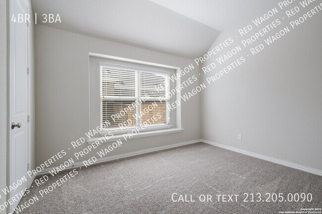 Foto del edificio - 15213 Needles Ridge