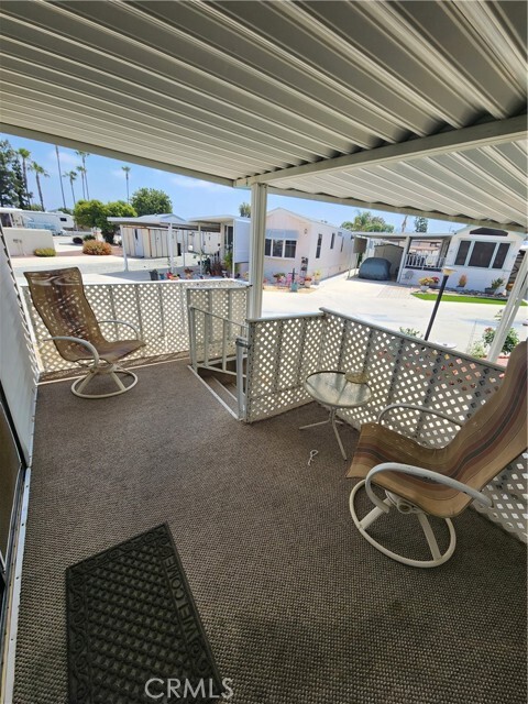 Foto del edificio - 1295 S Cawston Ave