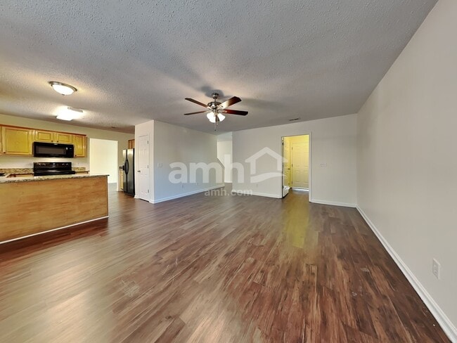 Foto del edificio - 139 Julian Pond Ln