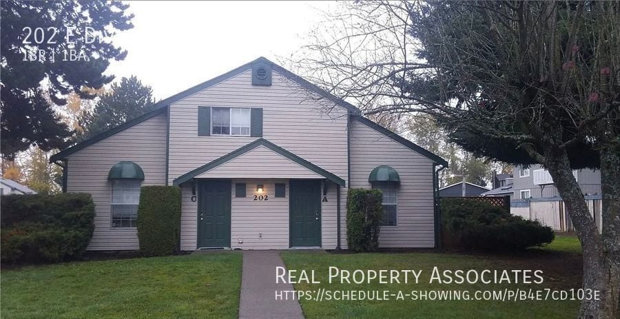 Foto principal - 202 E Division Ct