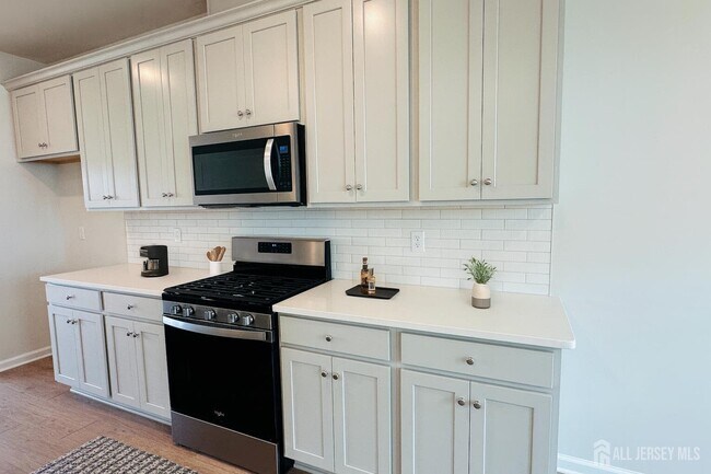 Foto del edificio - 78 Driftwood Cir