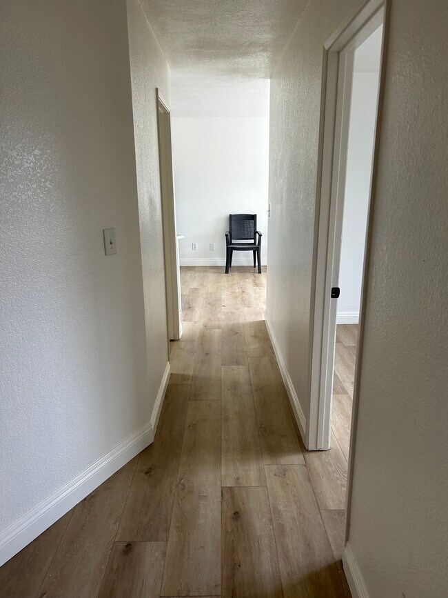 Foto del edificio - 921 Vermont St