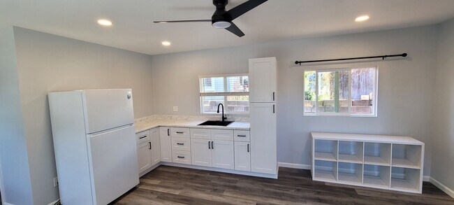 Building Photo - Ohana in Wailuku-Available July 1st