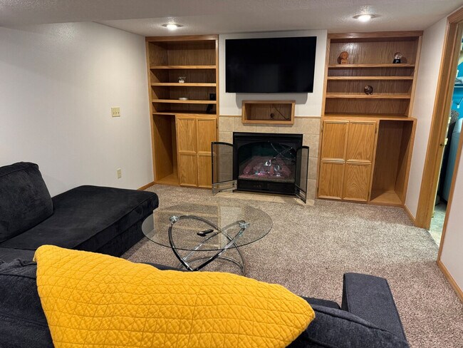 Foto del edificio - 202 NW Sharmin Dr