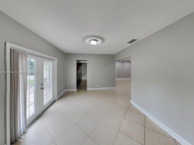 Building Photo - 3311 N 41st Ct