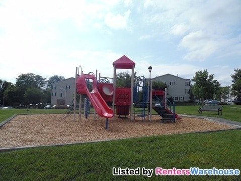 Foto del edificio - 8077 Brookstone Ct