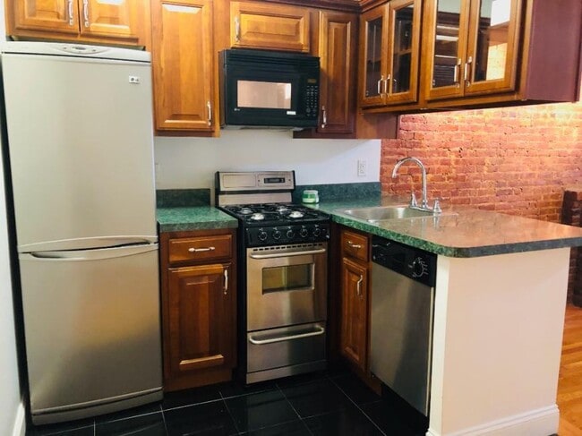 Building Photo - 0 bedroom in New York NY 10024