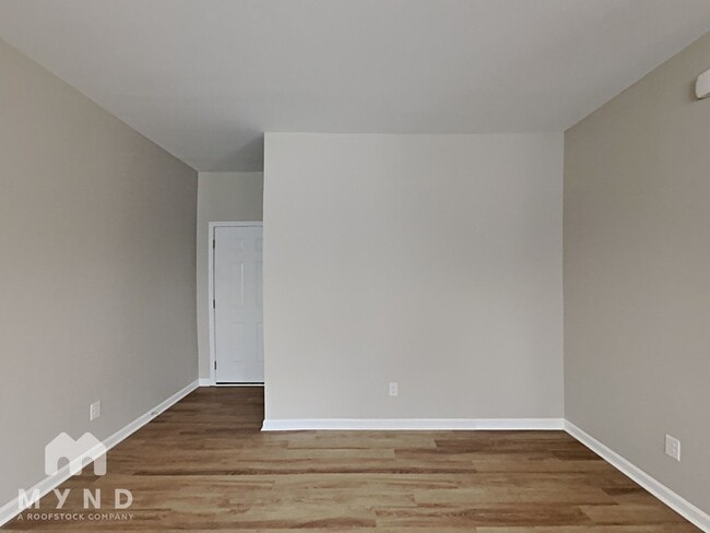 Building Photo - 1402A Neely St