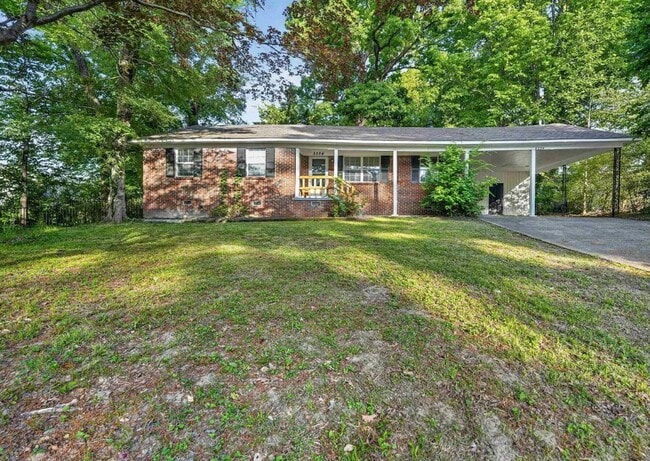 Photo - 2224 Wellons Ave, House