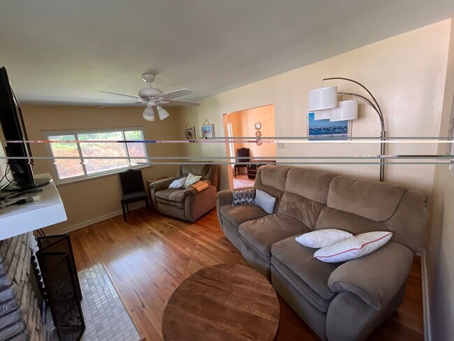 Foto del edificio - 233 Dawson Ave