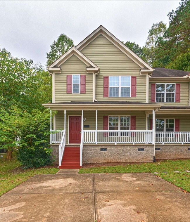 Building Photo - 729 Stadium Dr