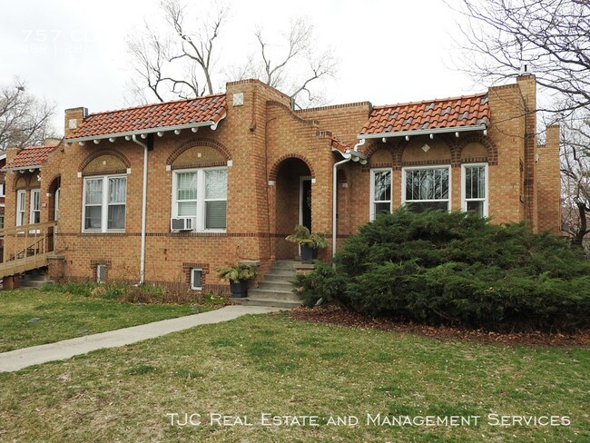 Building Photo - 757 Clayton St