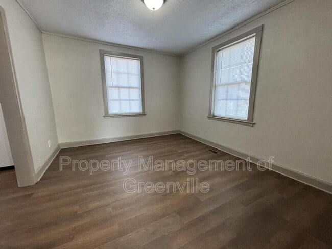 Building Photo - 504 Pickens St