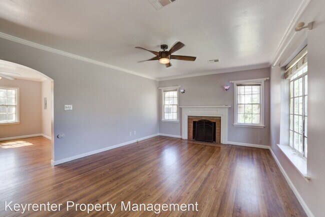 Foto del edificio - 2 br, 1 bath House - 1308 S Yale Ave