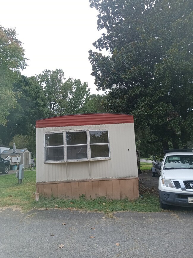 Foto del edificio - 2865 Hope Church Rd