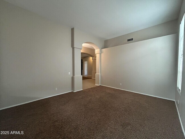 Foto del edificio - 2376 W Shannon St