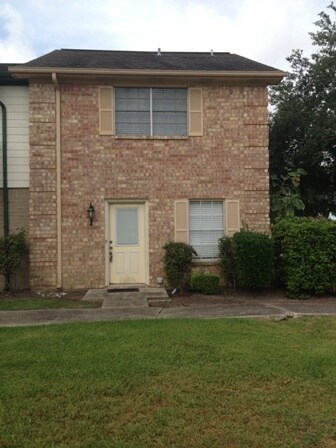 Primary Photo - Nederland Town Homes # 1