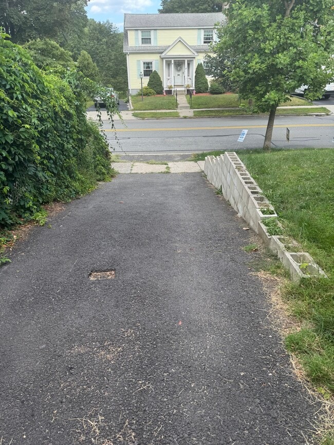 2 Car Driveway - 103 Forest St