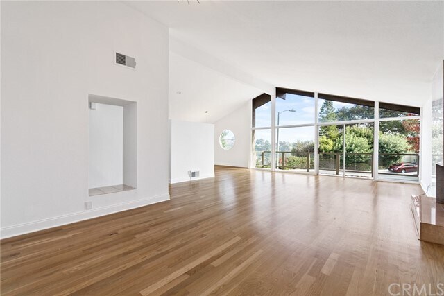 Building Photo - 31711 Grand Canyon Dr