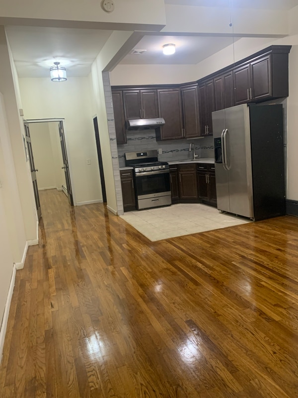 Photo - 942 Glenmore Ave (Brooklyn, NY)