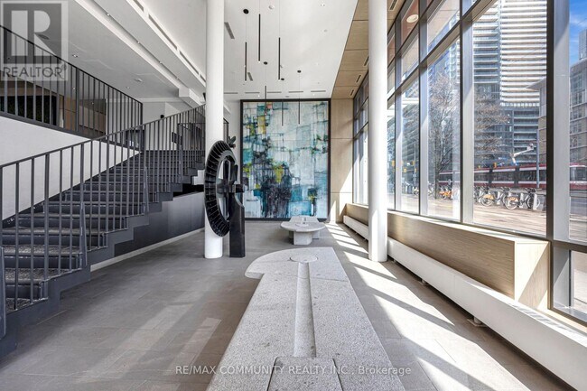 Photo du bâtiment - 15 Brunel Ct