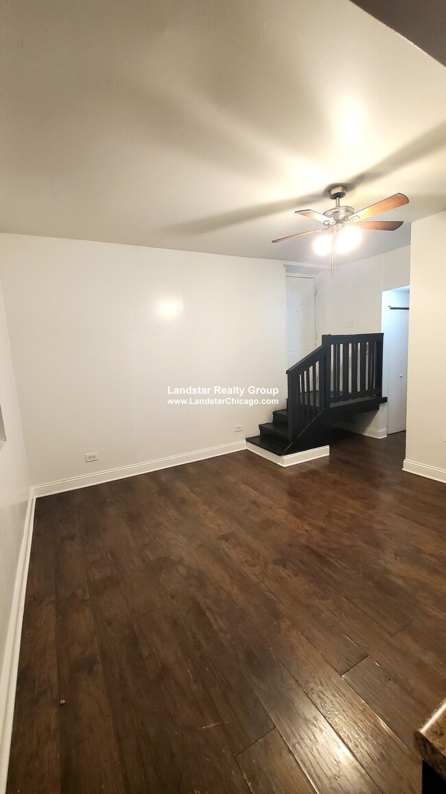 2306 W Rosemont Ave Unit G, Chicago, IL 60659 Condo for Rent in