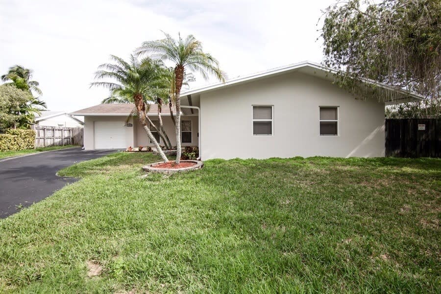 Primary Photo - 18931 SW 92nd Ct