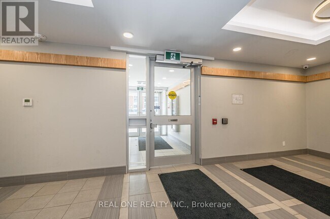 Photo du bâtiment - 258B Sunview St