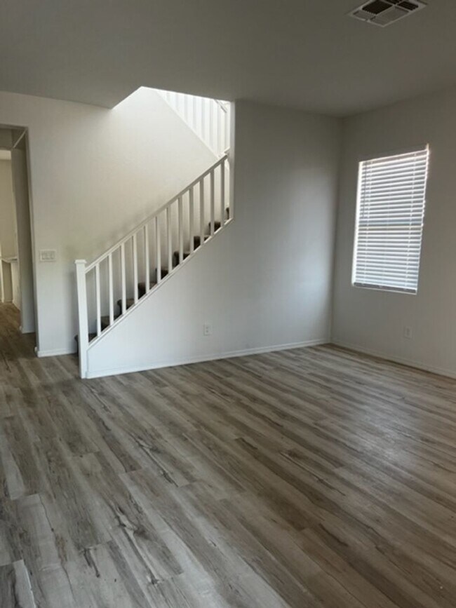 Foto del edificio - POWER/RAY 4 BEDROOM IN GATEWAY VILLAGE IN GILBERT!