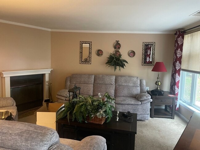 Building Photo - Coming soon! Ground level condo in Lake Heron