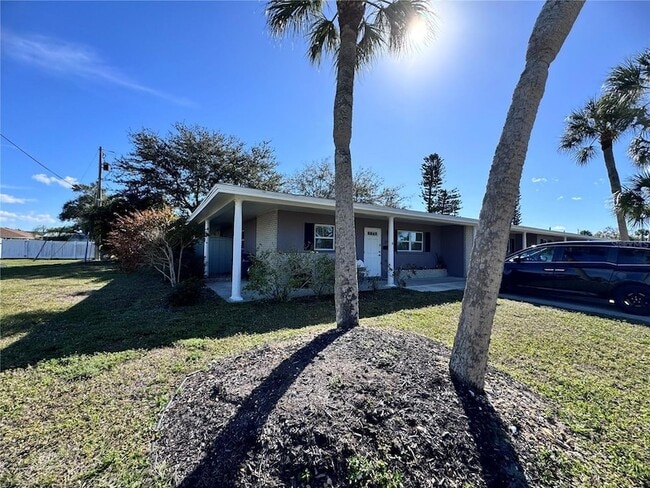 Building Photo - 1701 Bal Harbour Dr