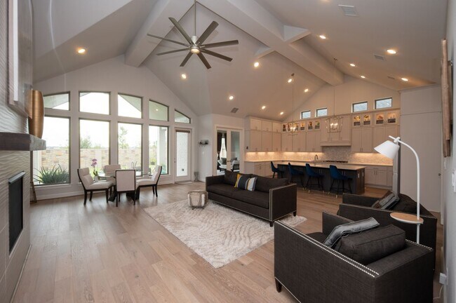 Foto del edificio - 4430 Windy Oaks Dr